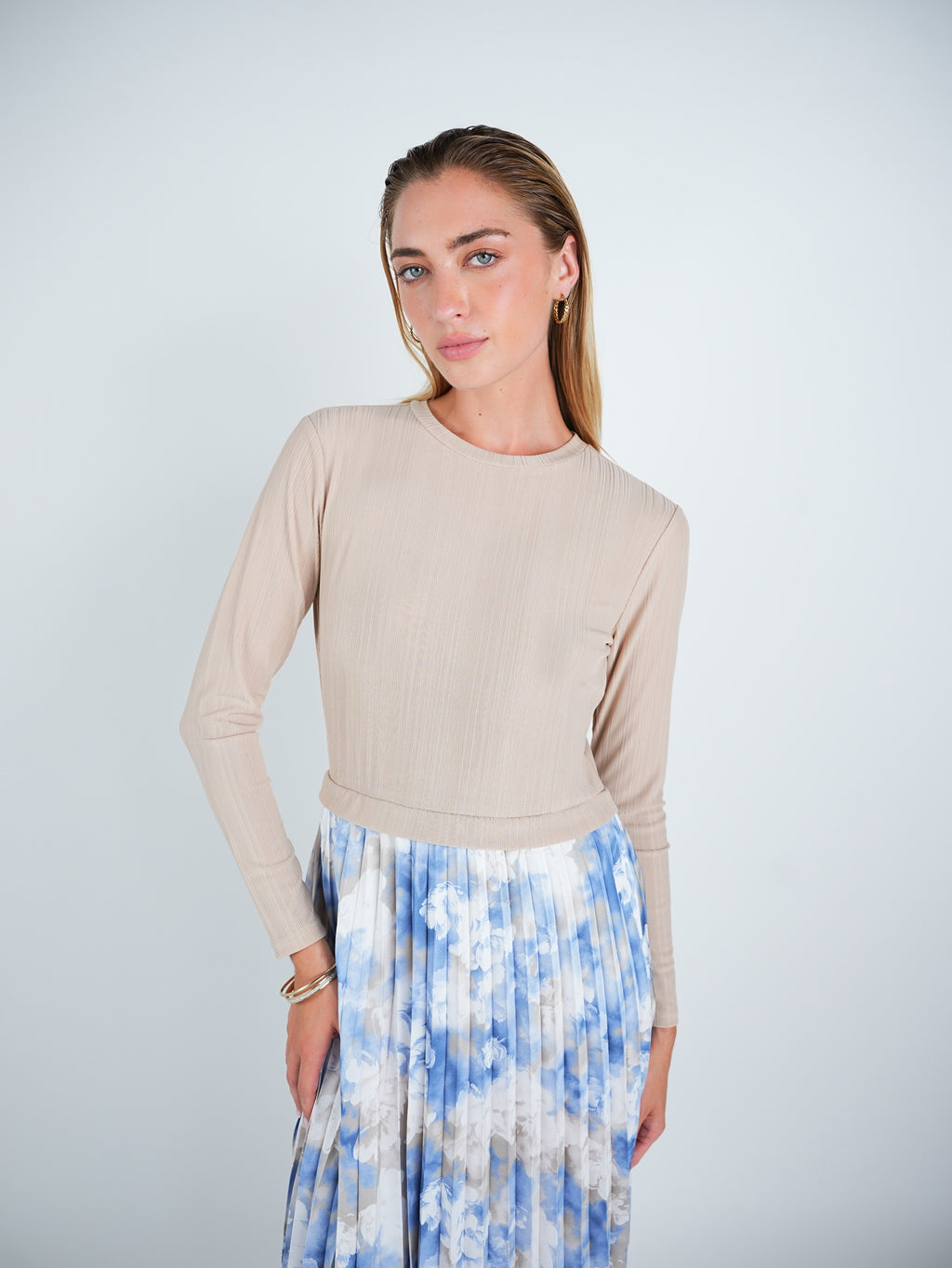 Two Tone Stretch Pleated Midi Dress