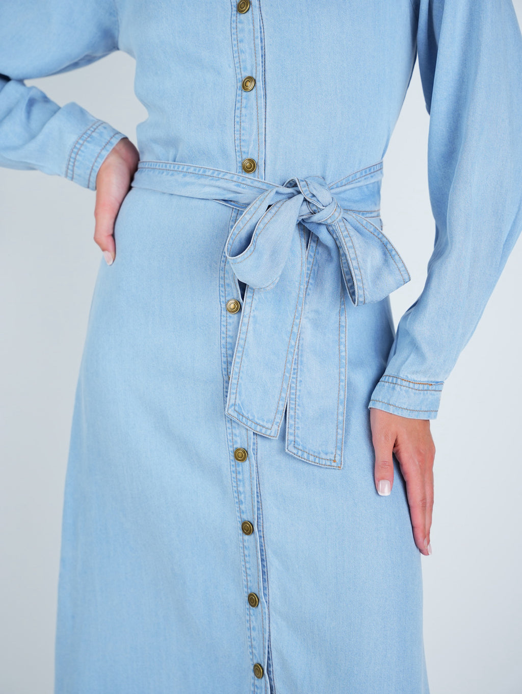 Denim Look Buttoned Belted Midi Dress