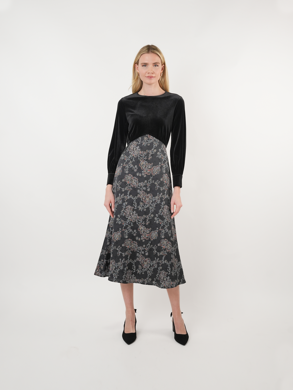 Velvet Inverted V-Waist Midi Dress
