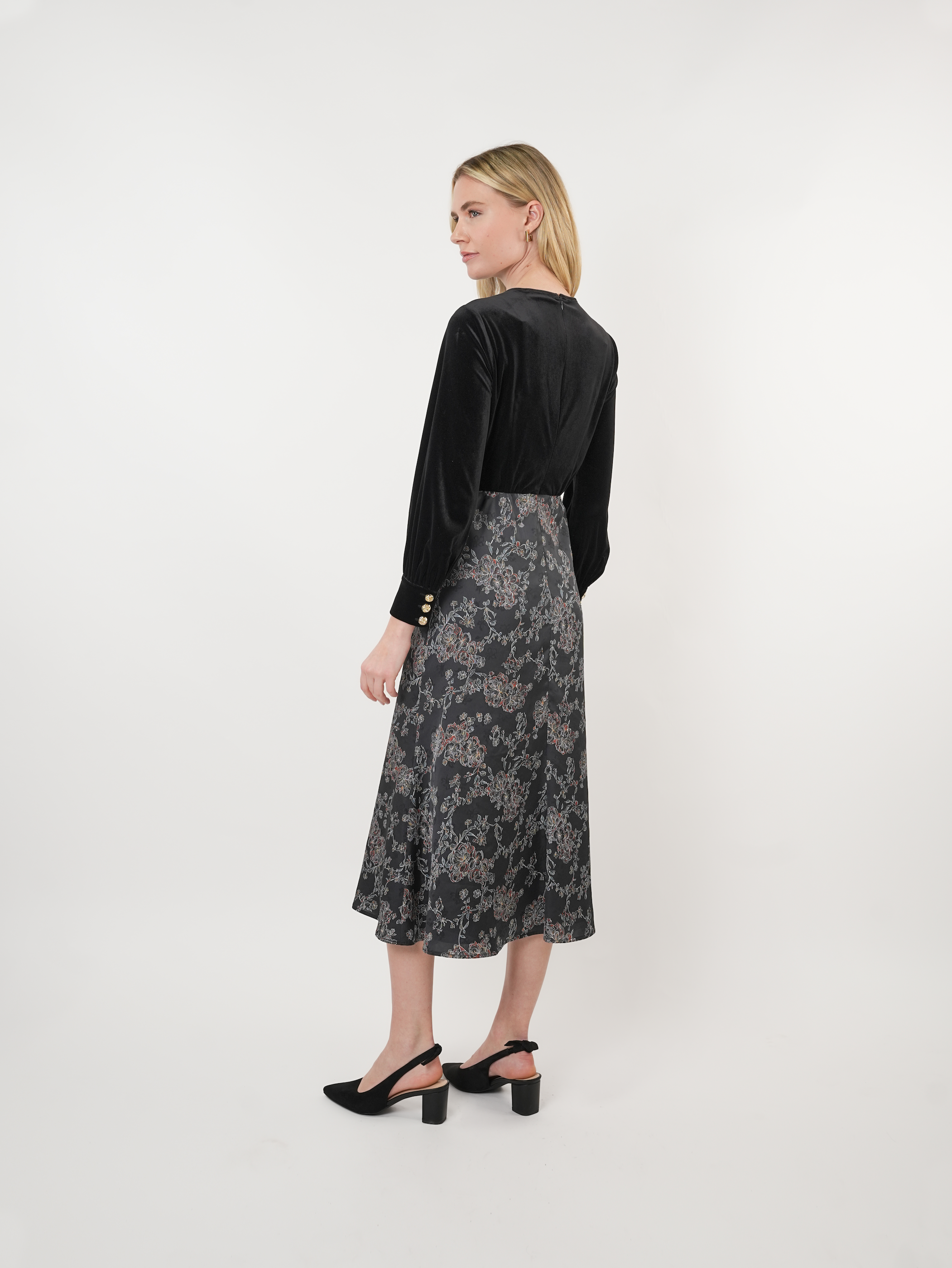Velvet Inverted V-Waist Midi Dress