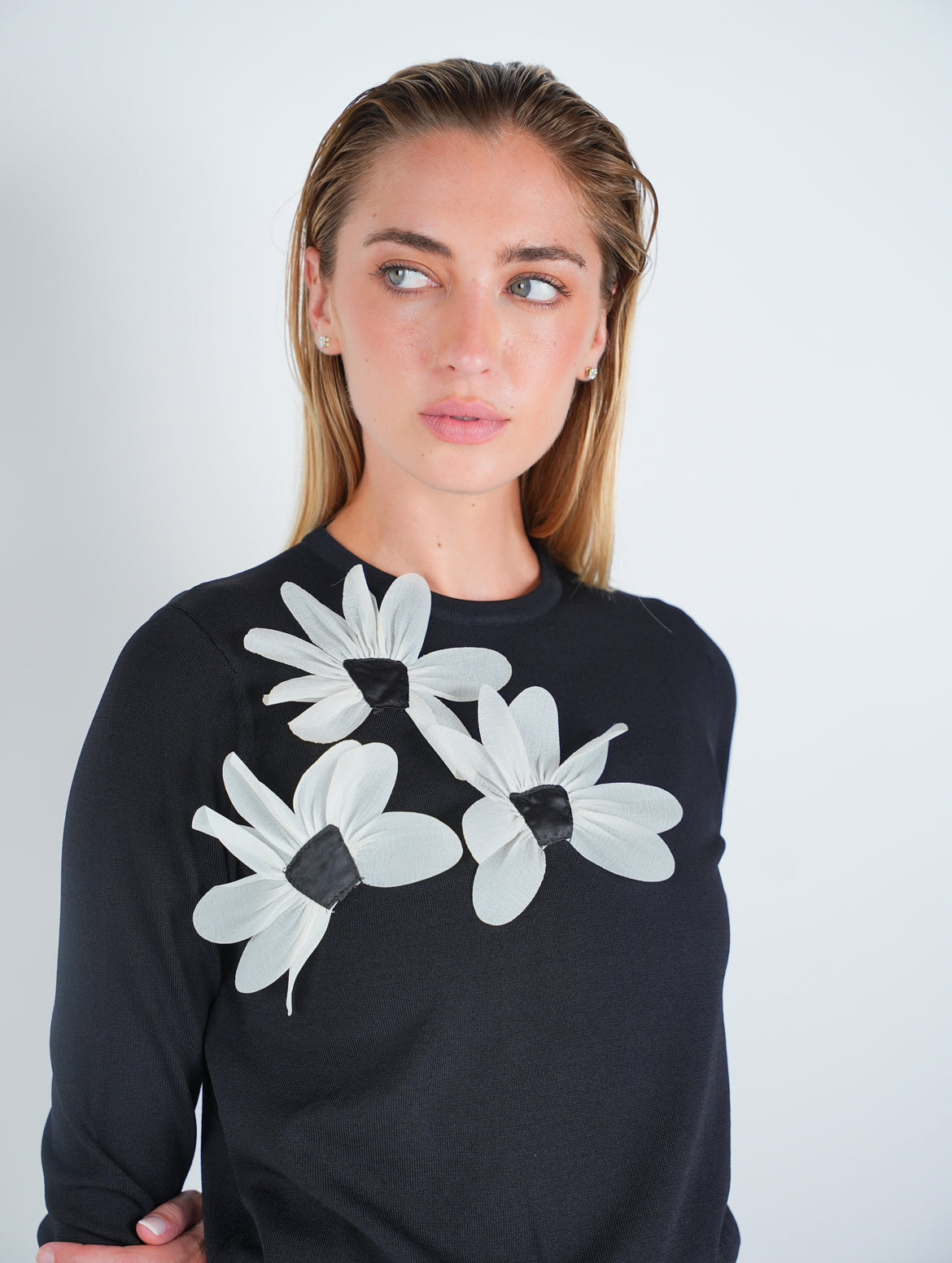 Knit Floral Embellished Top